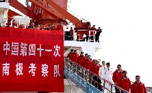 老年篮球爱好者如何保持罚球的手感?_2
